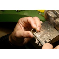 Aeolian ring band
